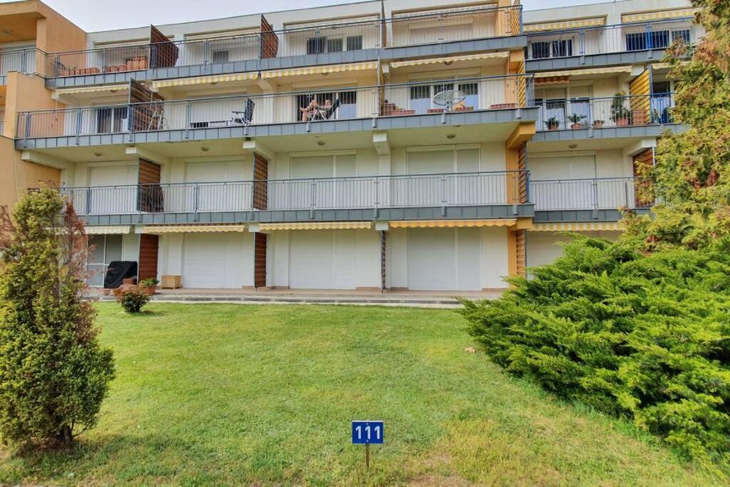 דירות שצ'ופק Igenyes 4 Fos Apartman Koezvetlen A Strandnal מראה חיצוני תמונה